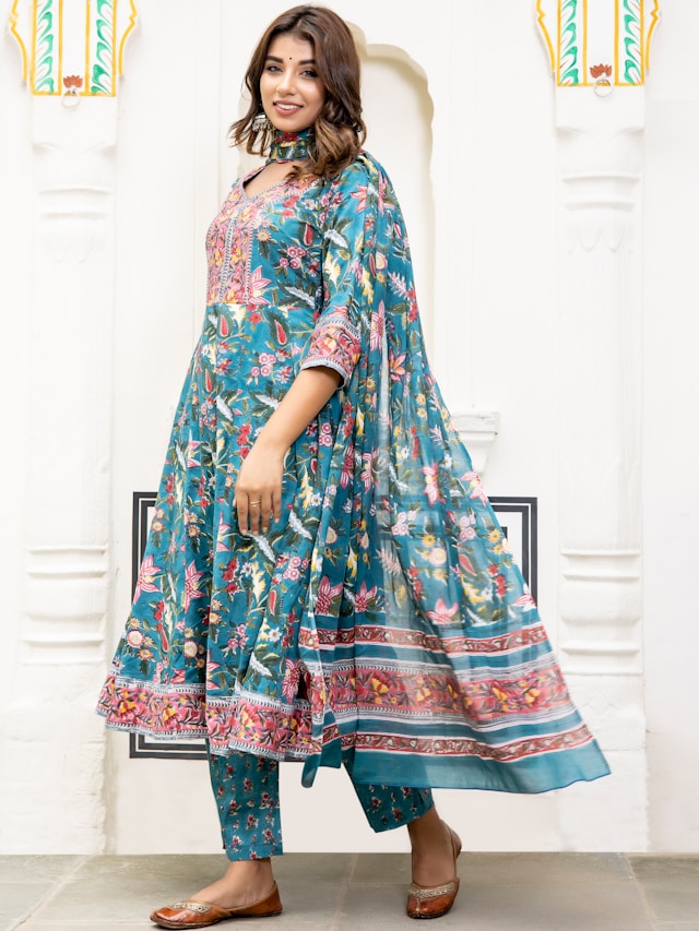 Straight Kurta Pant Set