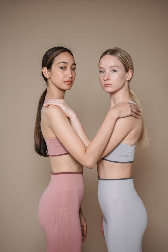 Women Gym Leggings & Sports Bra Set