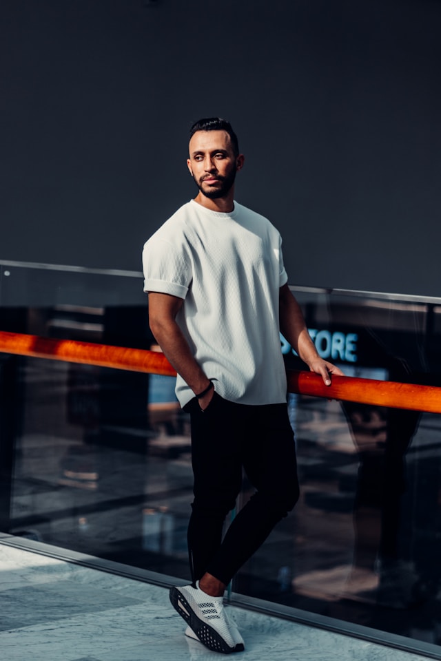 Men Joggers & T-Shirt Combo